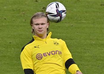 برشلونة يبلغ هالاند بقرار جديد في مفاوضات الطرفين