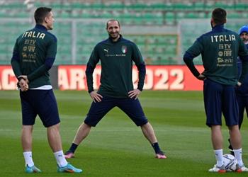 كيلليني قبل مباراة إيطاليا المصيرية تجاربي سيئة مع كأس العالم وآمل في نهاية سعيدة