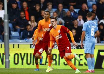 آرسنال وتوتنهام يتنافسان على التعاقد مع مهاجم جالطة سراي