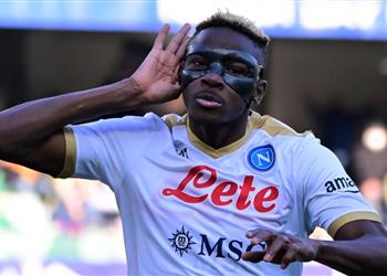 نابولي ي حدد سعر بيع أوسيمين بعد اهتمام ريال مدريد ومانشستر يونايتد