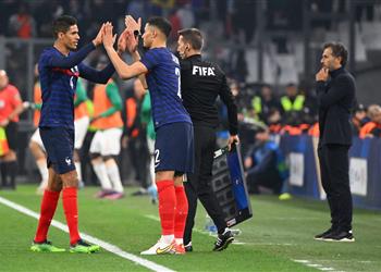 ديشامب يثير مخاوف مانشستر يونايتد بشأن فاران