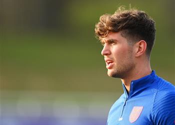 مدرب إنجلترا يوضح إصابة جون ستونز وسط ترقب مانشستر سيتي