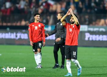 عادل عبد الرحمن منتخب مصر يواجه أزمة مع محمد صلاح وأفشة الحل