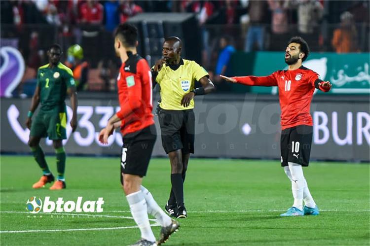 حكم مباراة مصر والسنغال خلال اللقاء