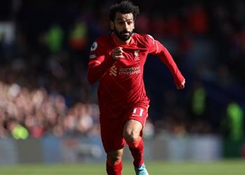 مهاجم ليدز السابق يحدد بديل محمد صلاح وينصح على ليفربول التعاقد معه
