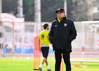 مران الزمالك فيريرا يعقد جلسة مع الونش وانتظام شيكابالا