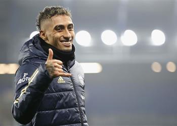 لتوفير 50 مليون يورو برشلونة يؤجل مفاوضاته مع ليدز يونايتد بشأن رافينيا