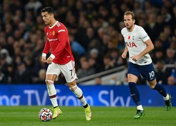 مدافع مانشستر يونايتد متجاهل ا كريستيانو رونالدو كين أفضل مهاجم في العالم