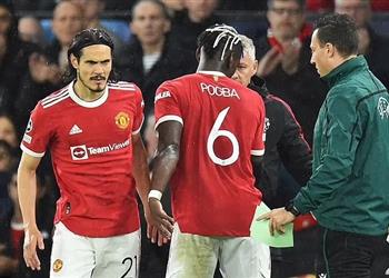 بينهم كافاني مانشستر يونايتد لا ي خطط لتمديد عقود ثلاثي الفريق