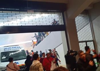 بالصور اعتداء مشجعي السنغال على جماهير مصر بعد انتهاء المباراة