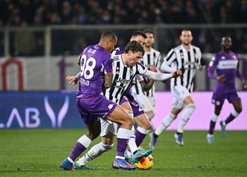 فيديو بسيناريو قاتل يوفنتوس يهزم فيورنتينا بهدف عكسي في ذهاب نصف نهائي كأس إيطاليا