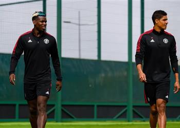 تقارير تكشف موقف بوجبا وفاران من اللحاق بمباراة مانشستر يونايتد وليستر سيتي