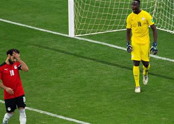 محمد صلاح يتصدر ذا صن تشكيل أبرز اللاعبين الغائبين عن مونديال قطر 2022