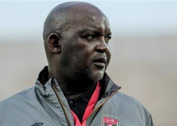 موسيماني يرد على أنباء اهتمامه بضم مدرب كايزر تشيفز إلى الأهلي