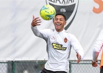 ريال مدريد يتفوق على أتلتيكو ويقترب من ضم فينيسيوس من شاختار