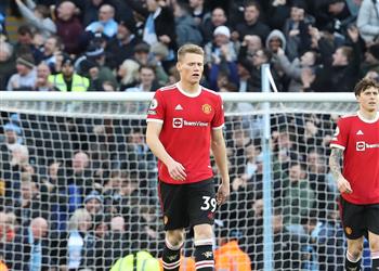 ماكتومناي من الصعب رؤية هزيمتنا أمام مانشستر سيتي ولا يهمني ما وراء الكواليس