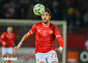 فحص طبي لـ طاهر محمد طاهر للتأكد من جاهزيته قبل مباراة الأهلي وبيراميدز