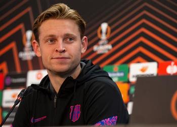 دي يونج مواجهة جالطة سراي صعبة ومن ينتقدني لا يشاهد المباريات