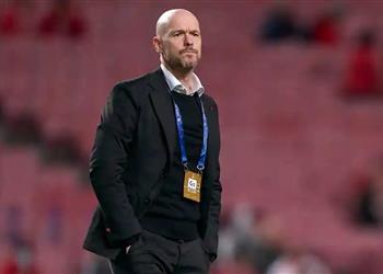 تين هاج يثير الغموض حول إمكانية الانتقال إلى مانشستر يونايتد