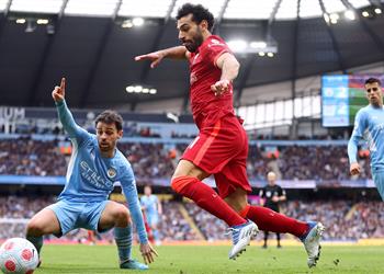 محمد صلاح يواصل كتابة التاريخ بعد أسيست مباراة ليفربول ومانشستر سيتي