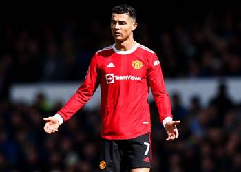 مانشستر يونايتد يحسم موقفه من معاقبة رونالدو بعد تصرفه ضد مشجع إيفرتون