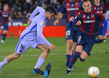 بيدري يعلق على فقدانه لحذائه قبل تمريرته الحاسمة لهدف فوز برشلونة أمام ليفانتي