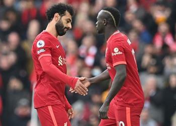 ميرور قانون سقف الرواتب قد يطيح بـ محمد صلاح وماني من ليفربول