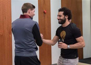 جيرارد يعترف كنت سأحب اللعب مع محمد صلاح وميسي الأفضل في التاريخ