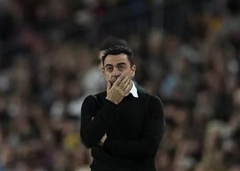 تشافي عن واقعة الجماهير أمام فرانكفورت أمر مخيب للآمال ونريد تفسير ا من برشلونة