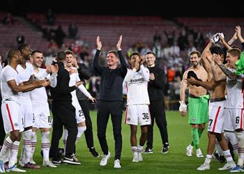 مدرب فرانكفورت يعتذر لـ برشلونة وي صر ح سوف أتذكر هذه الليلة حتى أموت