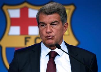 لابورتا يخلي مسؤولية برشلونة ويعلن إجراء جديد ا بعد واقعة تذاكر الجماهير أمام فرانكفورت