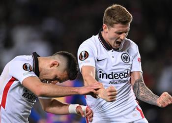 مودريتش لـ ياكيتش بعد إقصاء برشلونة من الدوري الأوروبي أوفيت بوعدك لي