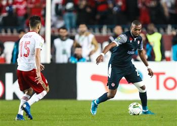 كاف يختار طاقم تحكيم مصري لإدارة مباراة الوداد وشباب بلوزداد