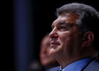 لابورتا يوضح تفاصيل بيع تذاكر مباراة فرانكفورت ويؤكد برشلونة ليس السبب