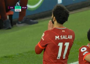 فيديو محمد صلاح يسجل هدف ليفربول الثاني أمام مانشستر يونايتد