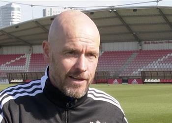 تين هاج يكسر حاجز الصمت بشأن إمكانية تدريب مانشستر يونايتد