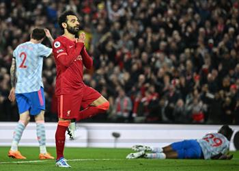جماهير ليفربول عن تألق محمد صلاح ضد مانشستر يونايتد الأفضل في العالم يعود من جديد