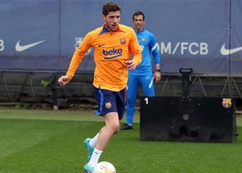 برشلونة يقدم عرضه لـ سيرجي روبيرتو ويترك الكرة في ملعبه