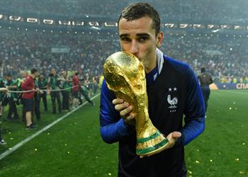 جريزمان يرشح 4 منتخبات للتتويج بكأس العالم قطر 2022