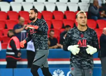 ليوناردو يلمح لبيع حارس باريس سان جيرمان ويعلق على أنباء خلافة كونتي لـ بوتشيتينو