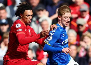 لامبارد عن عدم احتساب ركلة جزاء لـ إيفرتون لو كان محمد صلاح لحصل عليها