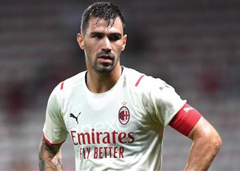 سكاي توضح حقيقة اهتمام برشلونة بضم رومانيولي من ميلان