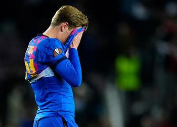 باريس سان جيرمان يستهدف ضم دي يونج من برشلونة