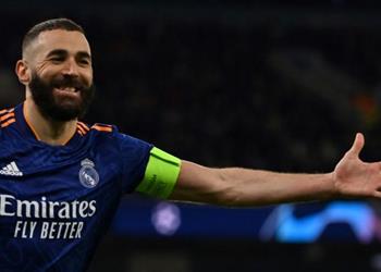 بنزيما يرد على إمكانية تتويجه بالكرة الذهبية