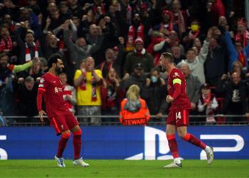 فيديو نيران صديقة ليفربول يسجل الهدف الأول أمام فياريال