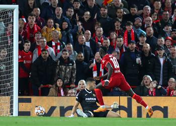 فيديو أسيست محمد صلاح ماني يسجل هدف ليفربول الثاني أمام فياريال