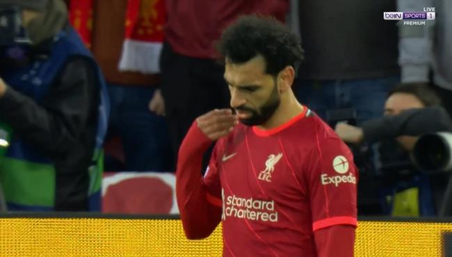 فرصة خطيرة من محمد صلاح علي مرمي فياريال في دوري ابطال اوروبا