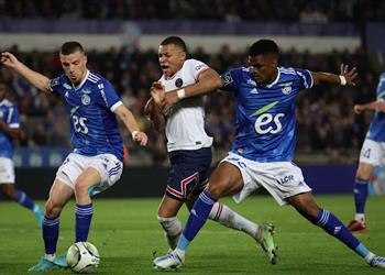 فيديو ستراسبورج يفرض تعادل ا مثير ا على باريس سان جيرمان في الدوري الفرنسي