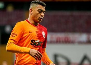 الصراع يشتعل على مصطفى محمد تقارير ناد إيطالي يقدم عرض ا شفهي ا لـ جالطة سراي