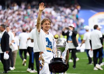 مودريتش بعد التتويج بالليجا نأمل تكرار ذلك أمام مانشستر سيتي